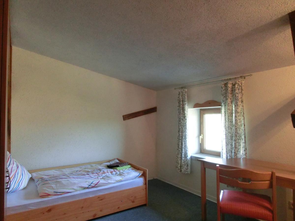Domane Neu Gaarz Hostel Habitación foto