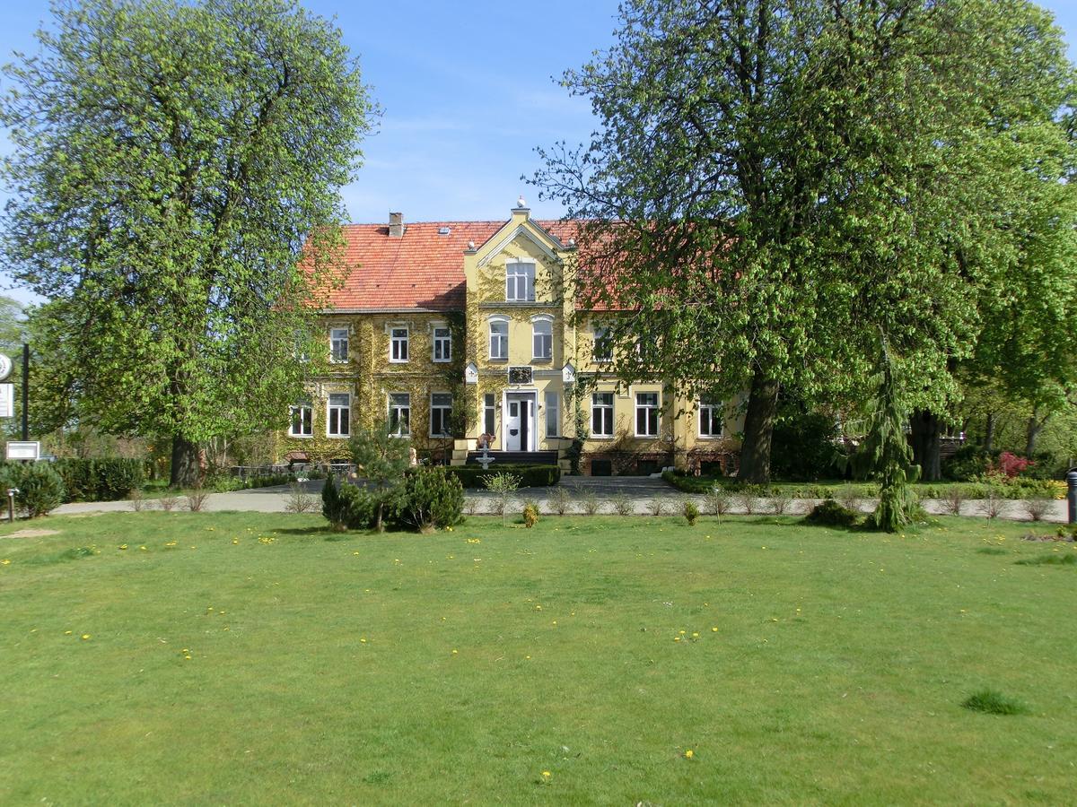 Domane Neu Gaarz Hostel Exterior foto