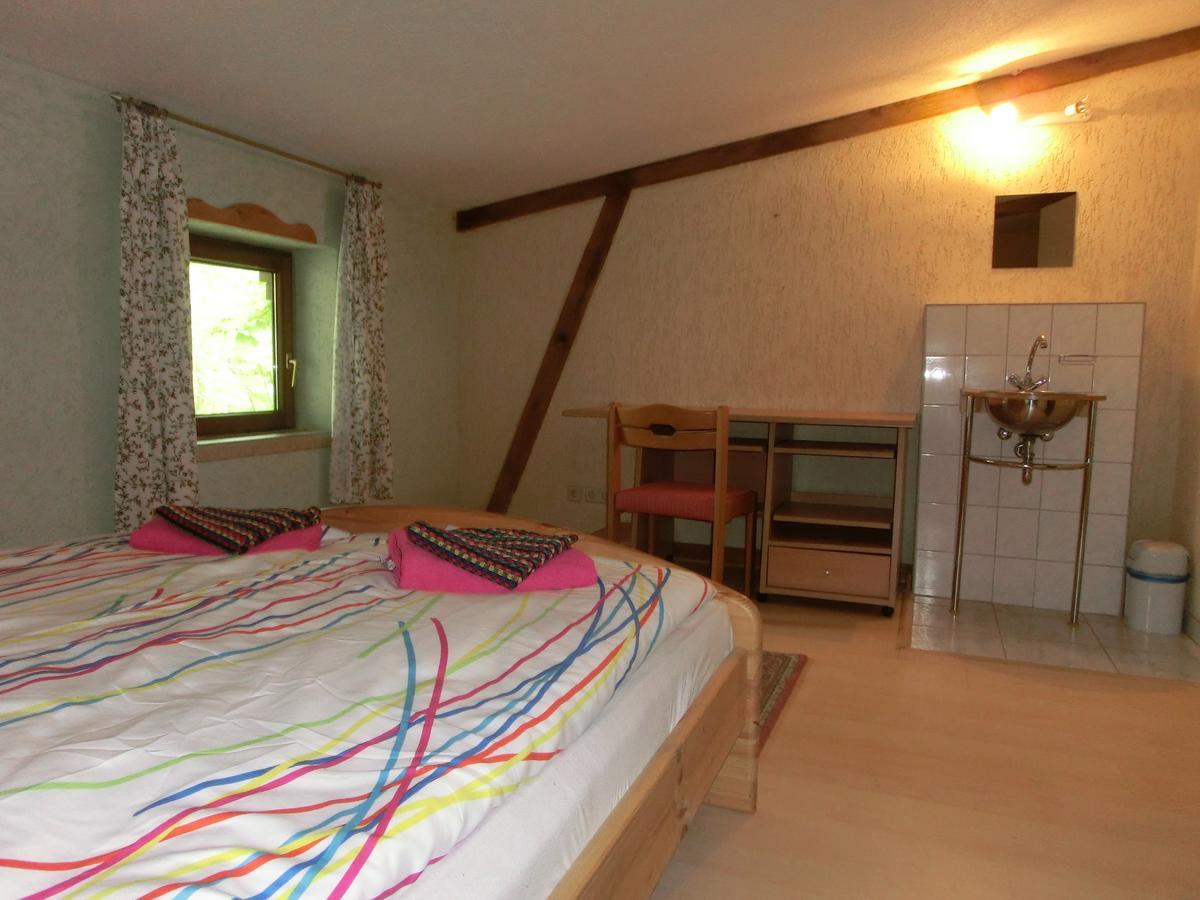 Domane Neu Gaarz Hostel Habitación foto